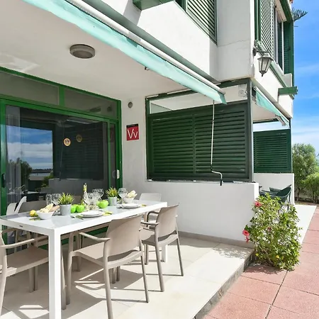Beachfront Burras Mra 02 Apartment